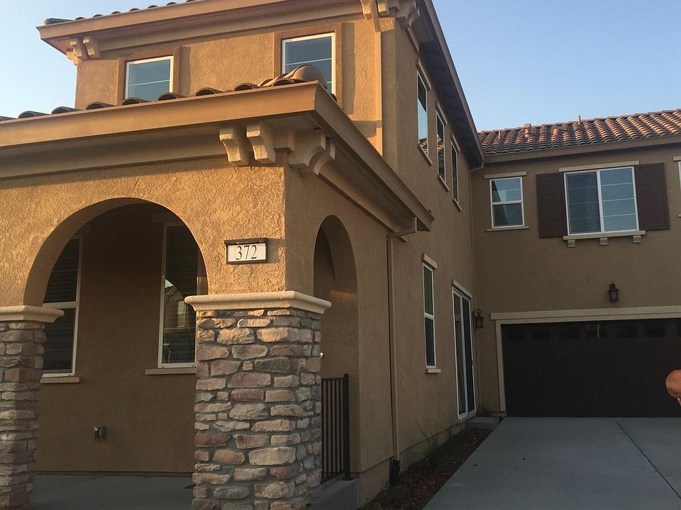 1st image of 372 Anchorage Dr