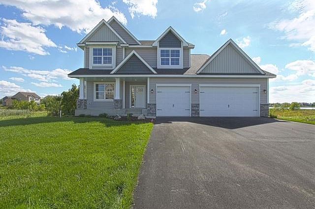1st image of 2038 Red Oak Ln