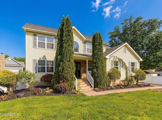 374 Mounts Mills Road E, Monroe, NJ 08831