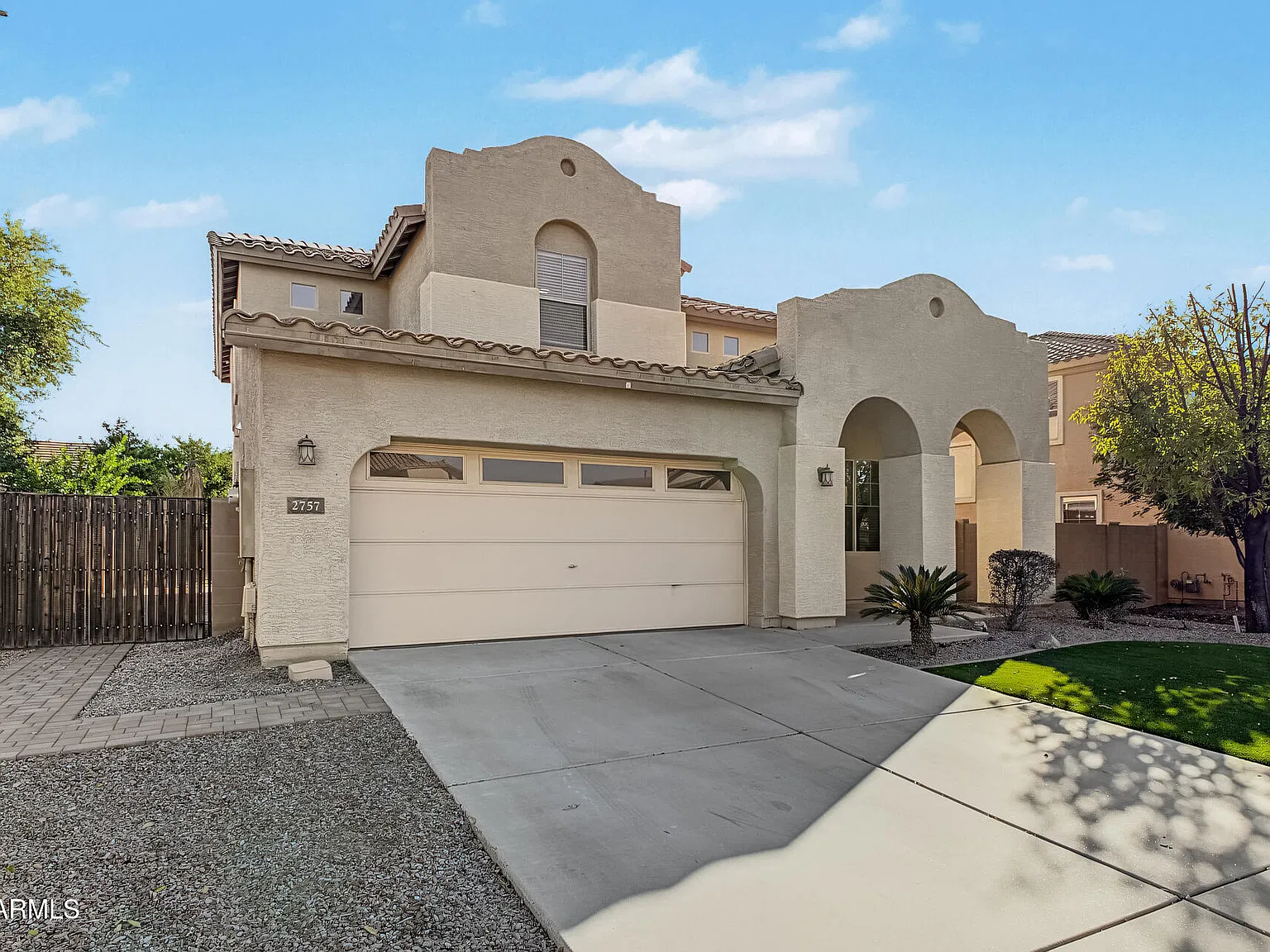 4 bed, 3.0 bath, 2419 sqft, $2,545 — Photo 3