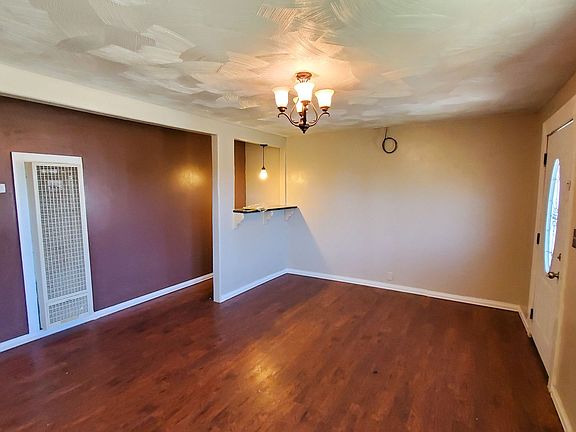3rd image of 1328 SE 12th Ave