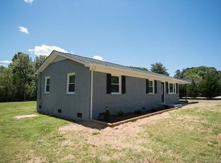 3203 Starrland Dr, Gastonia, NC 28052