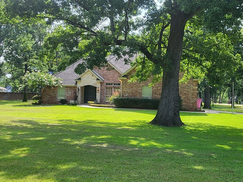 1st image of 115 Timber Creek Dr