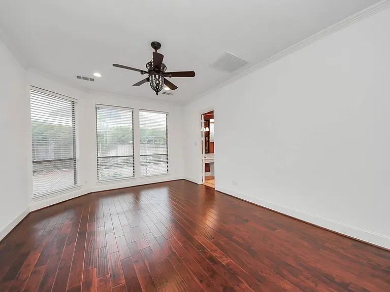1807 Ravenel Ln — Photo 20