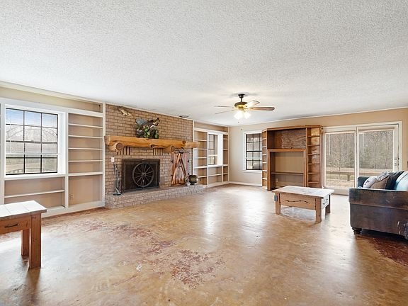 2nd image of 595 County Road 45300