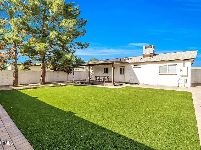 449 E Harmony Ave — Photo 26