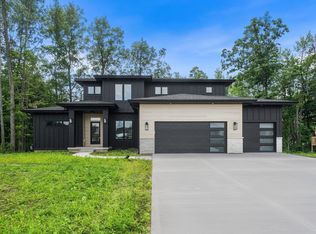 4662 Hidden Ridge Dr, Hudsonville, MI 49426