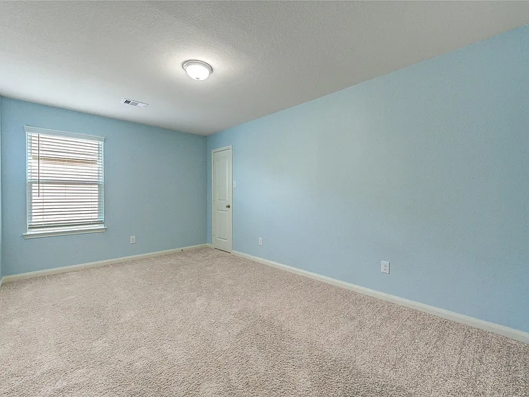 22534 Cloverland Field Dr — Photo 26