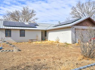 14 Chavira Rd, Los Lunas, NM 87031
