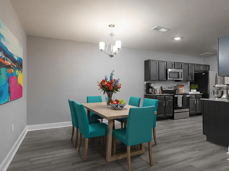 Cocoa Grand Apartments — Photo 25