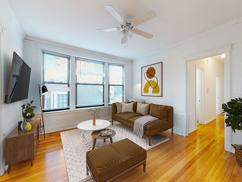 Dining/Living room
