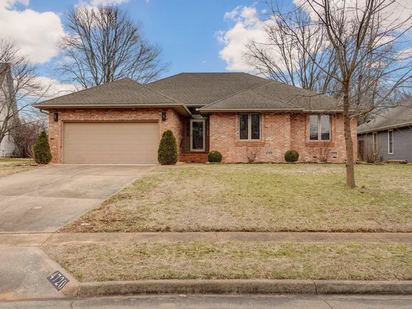 4720 S Clifton Court, Springfield, MO 65810