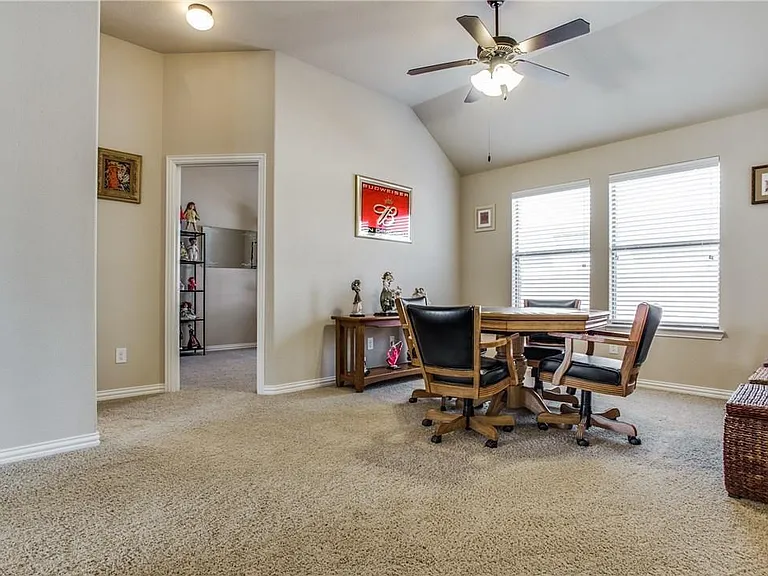 941 Lake Worth Trl — Photo 9