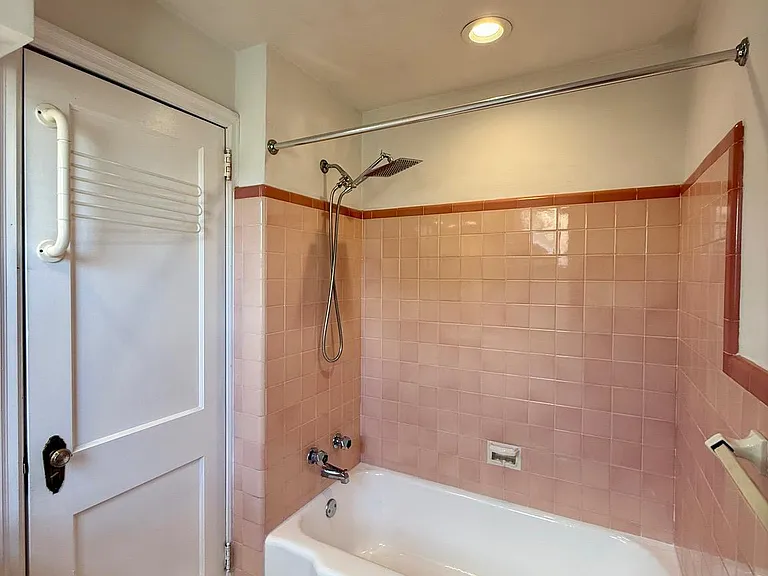 144 E 4th Ave — Photo 31