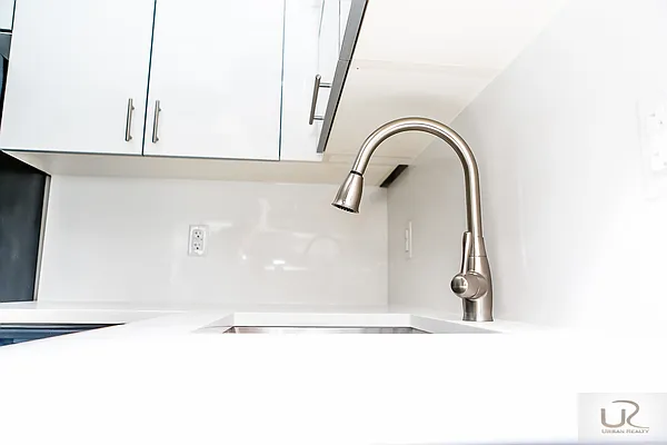 Rented by Urban Realty NYC | media 67