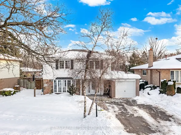 59 Roberts Cres, Brampton, ON L6W 1G9