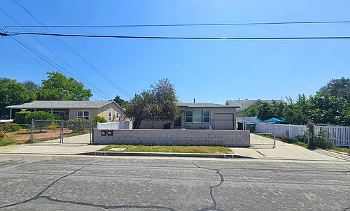 3114 Center St Photo 1