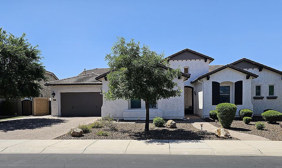 1st image of 3671 E Cassia Ln