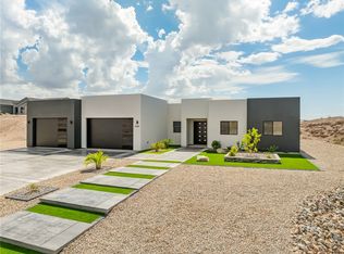 3090 Canyon De Chelly Dr, Bullhead City, AZ 86429
