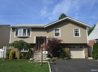 46 Madison Ave, Rochelle Park, NJ 07662