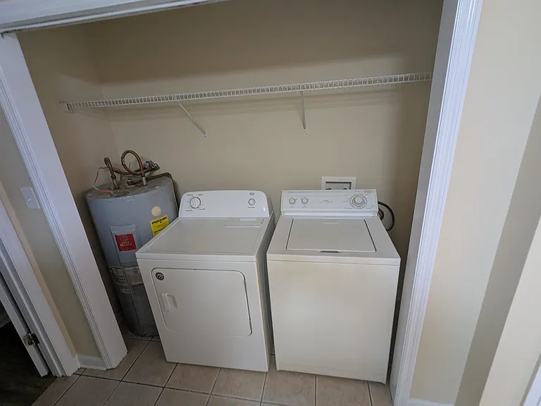 705 W Georgia St #1 — Photo 8