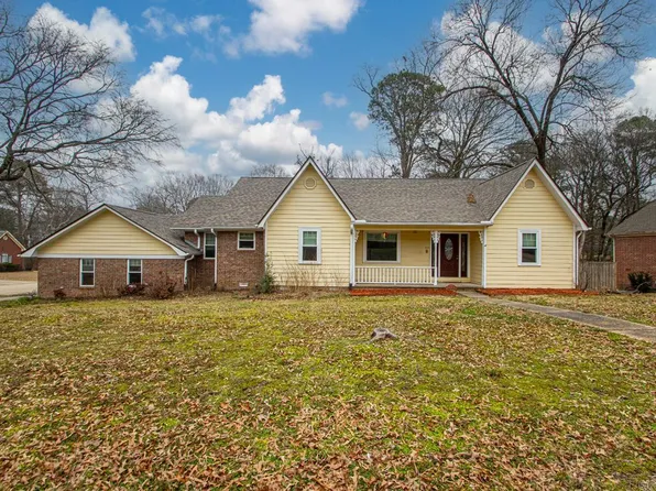 312 Fair Oaks Dr, Bryant, AR 72022