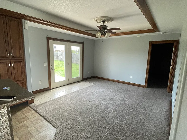 2603 S Moffet Ave — Photo 6