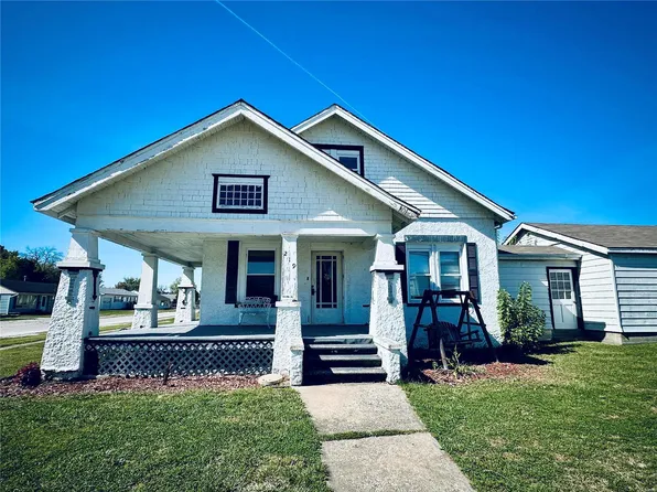 219 S Davis St, Monroe City, MO 63456