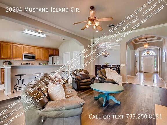 5th image of 20204 Mustang Island Cir