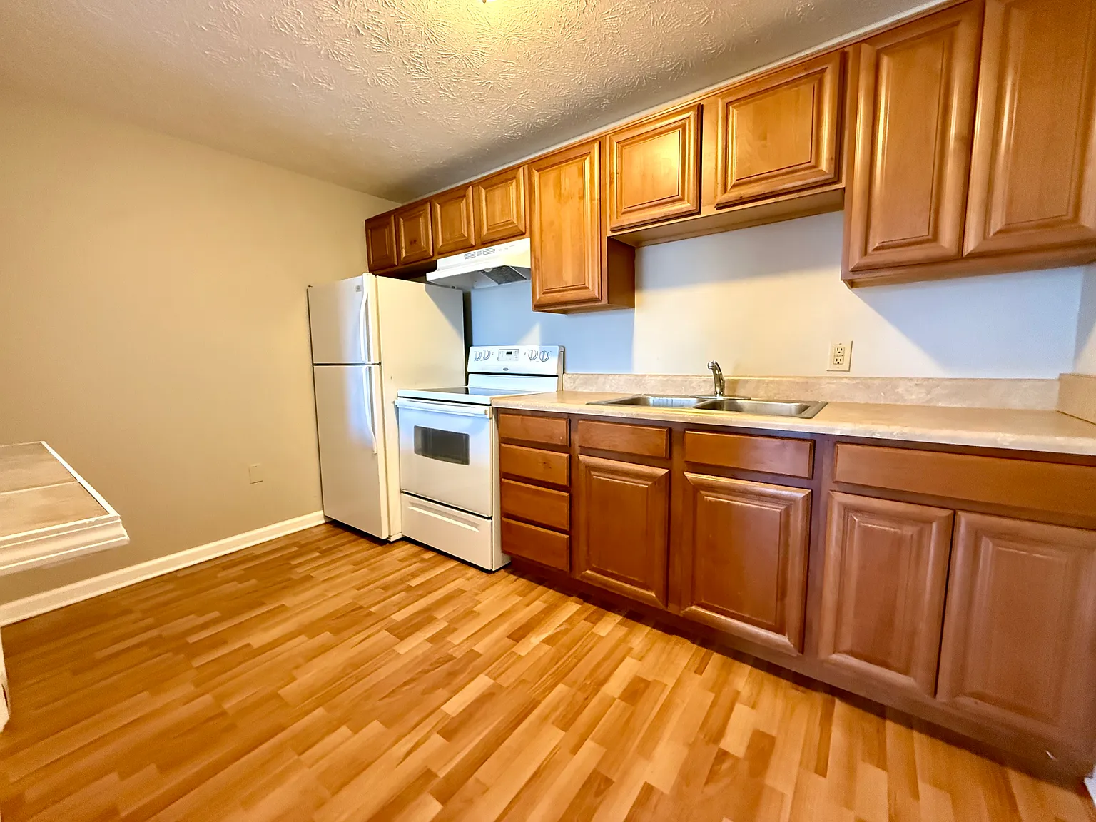 1 bed, 650 sqft, $735 — Photo 2