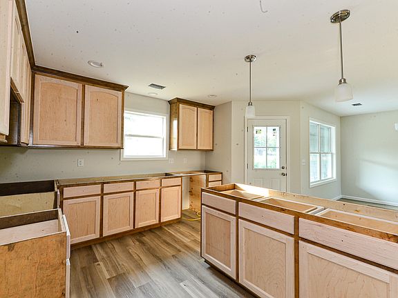 5th image of 1805 Gallery Dr