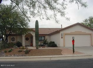 949 W Camino Tierra Libre, Green Valley, AZ 85614