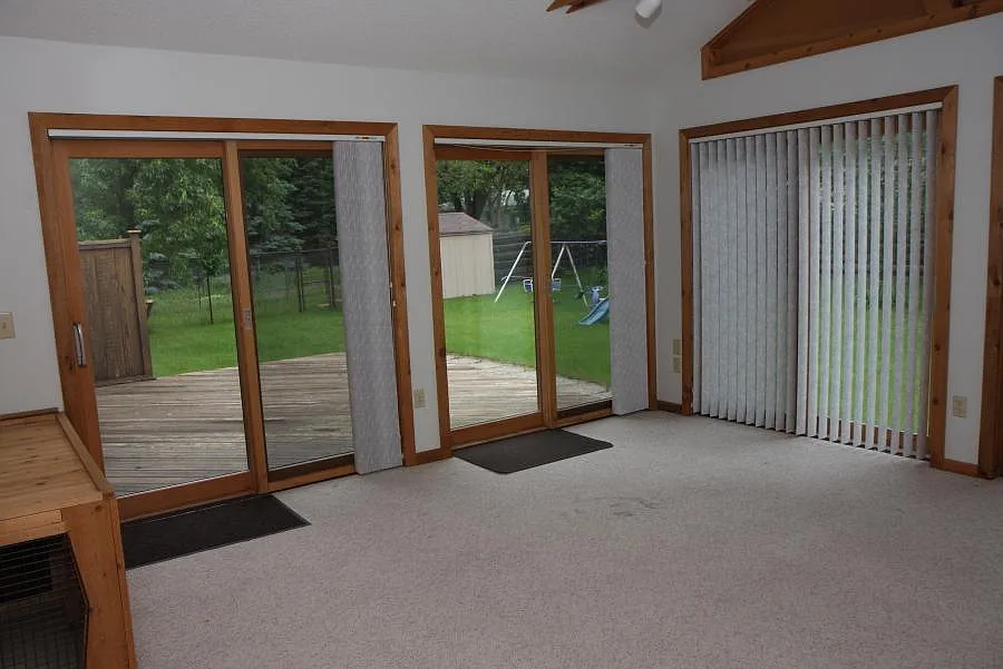 4 bed, 3050 sqft, $3,200 — Photo 4