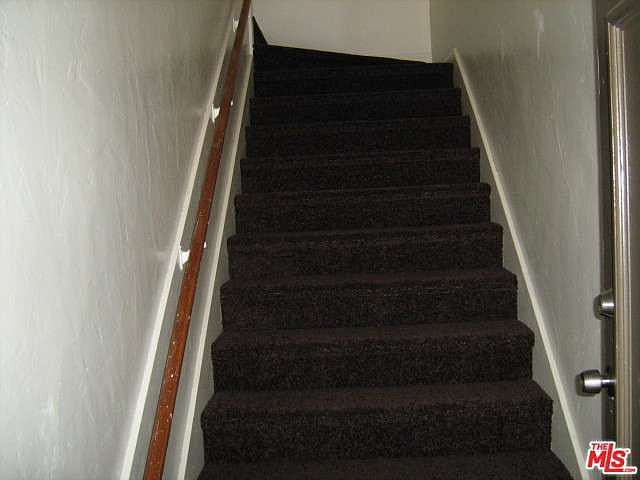 2nd image of 1050 W 60th Pl