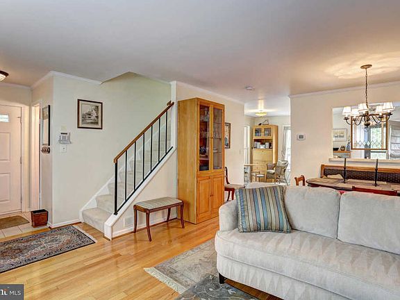 3rd image of 3600 Silver Spruce Cir