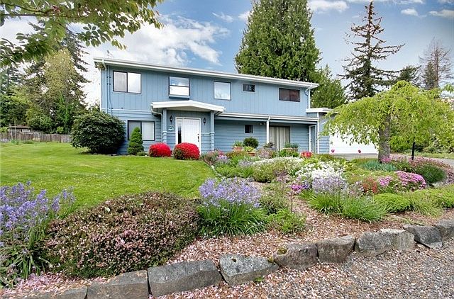 1st image of 10210 75th Ave E