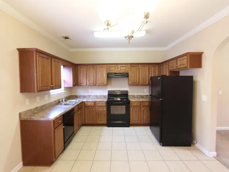 222 Oxmoor Pl — Photo 5