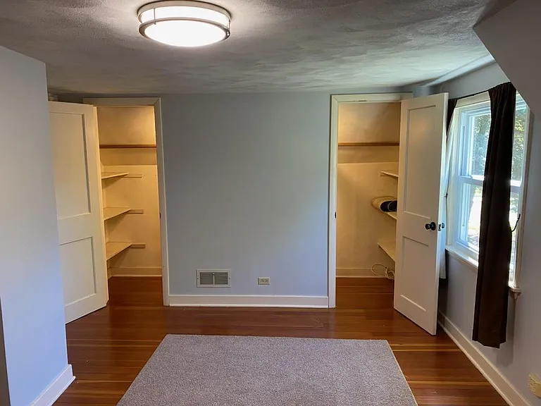 1207 N Eagle St — Photo 15