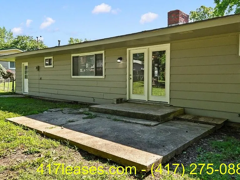 203 S White Oak Ave — Photo 38