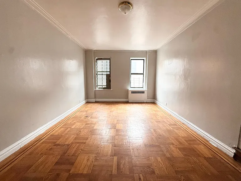 253 E 181st St #4B — Photo 8