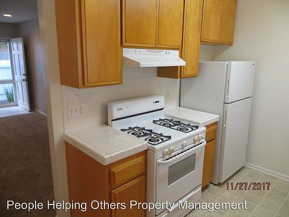5th image of 4429 48th St