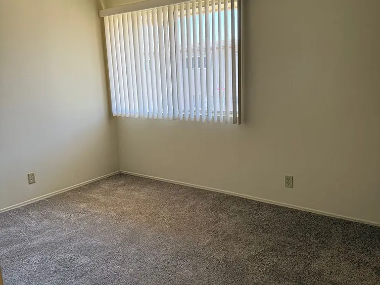 Desert Spa Apartments — Photo 22