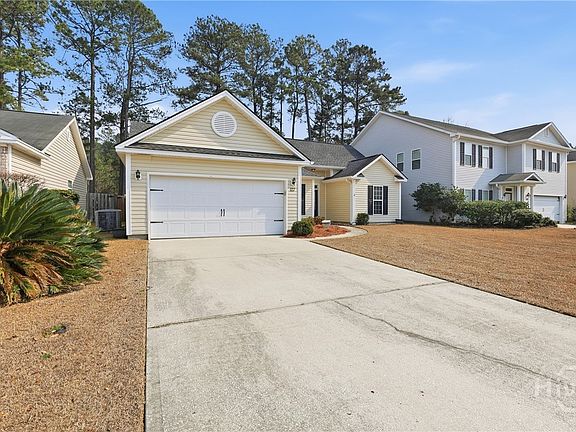 2nd image of 127 Pine View Crossing