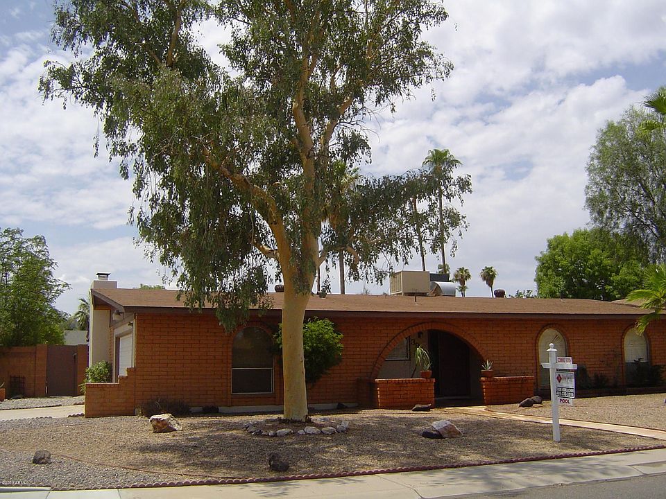 1st image of 3939 E Sunnyside Dr