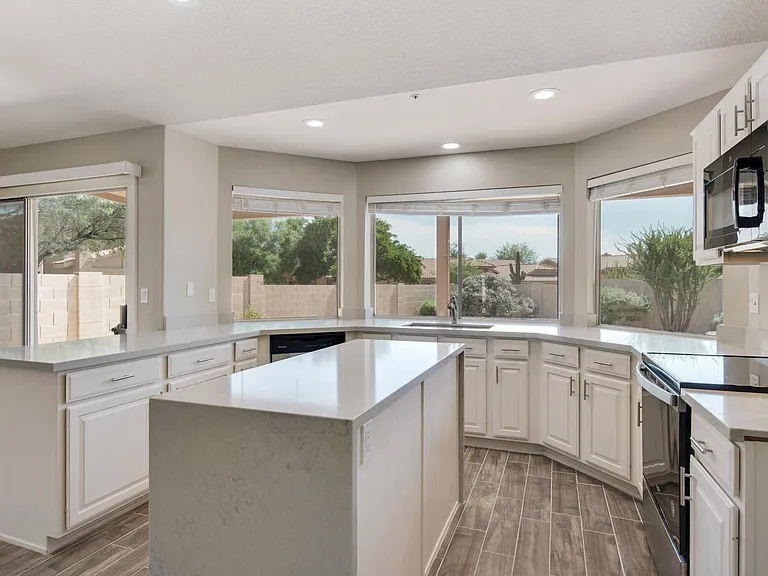 9295 E Rockwood Dr — Photo 24
