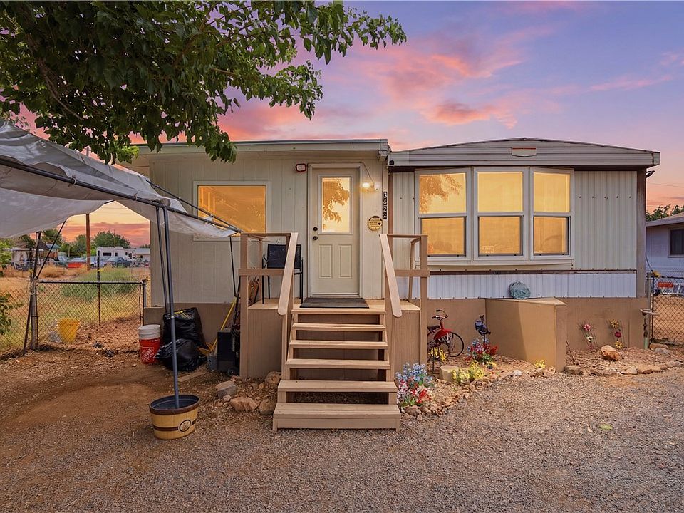1st image of 3896 E Thompson Avenue