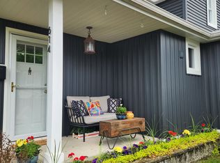 614 Wadsworth St, Traverse City, MI 49684
