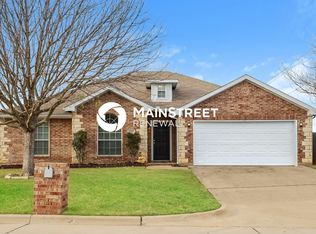 2050 Turtle Cove Dr, Mansfield, TX 76063