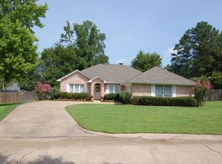 308 Paint Brush Cir, Lufkin, TX 75904
