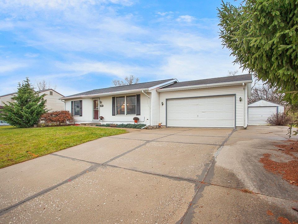 27602 Cobblestone Way, Elkhart, IN 46514 MLS 202400497 Zillow